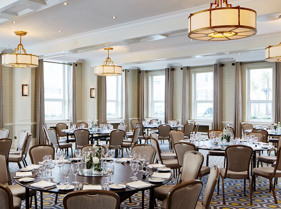 Christmas Party in Bournemouth Marriott UK Celebrations